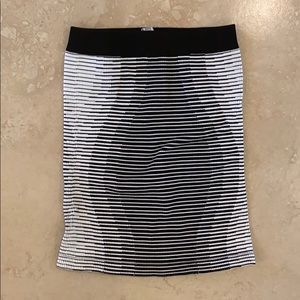 BCBG MINI SKIRT